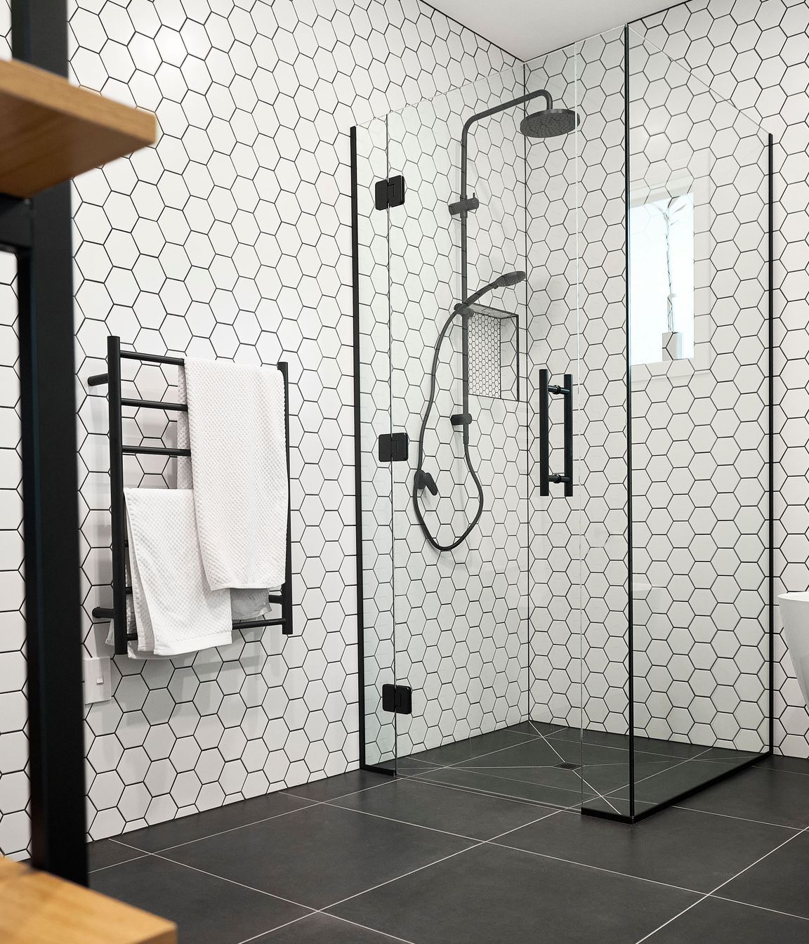 Gordon Bathroom + Ensuite Renovation
