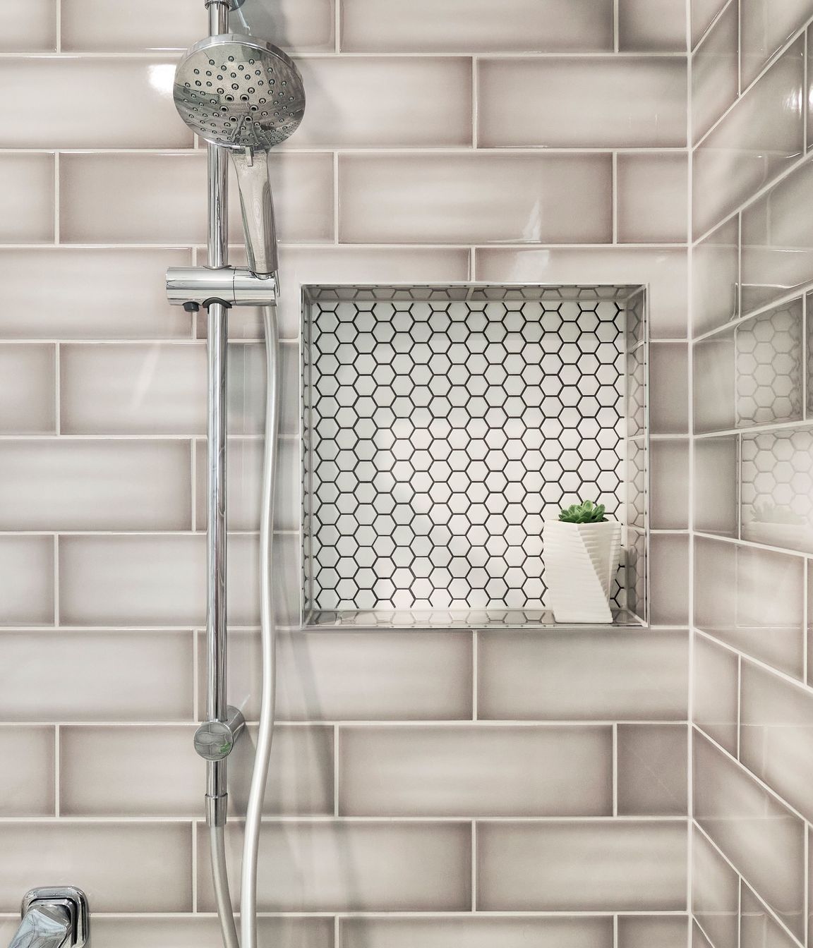 Gordon Bathroom + Ensuite Renovation