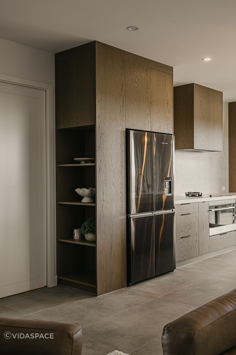 Kennard Home - Oak Veneers