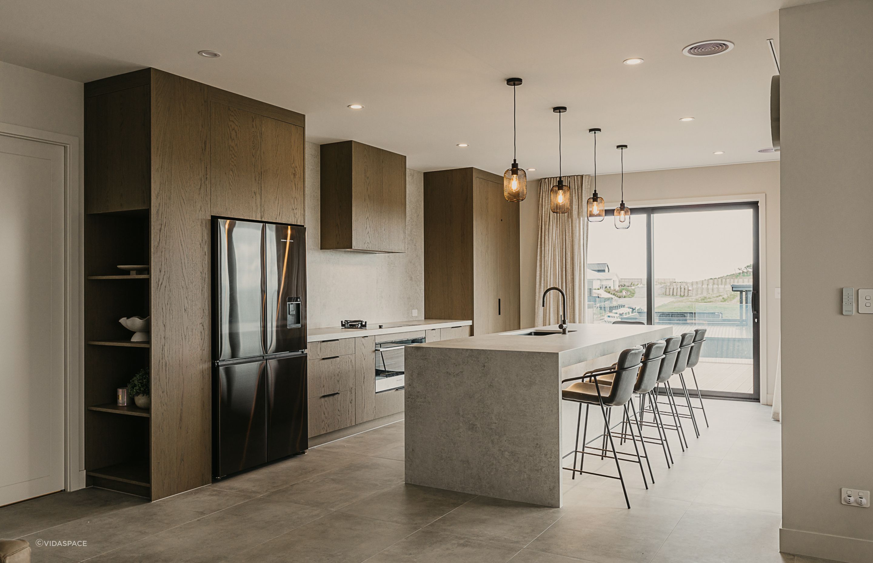Kennard Home - Oak Veneers