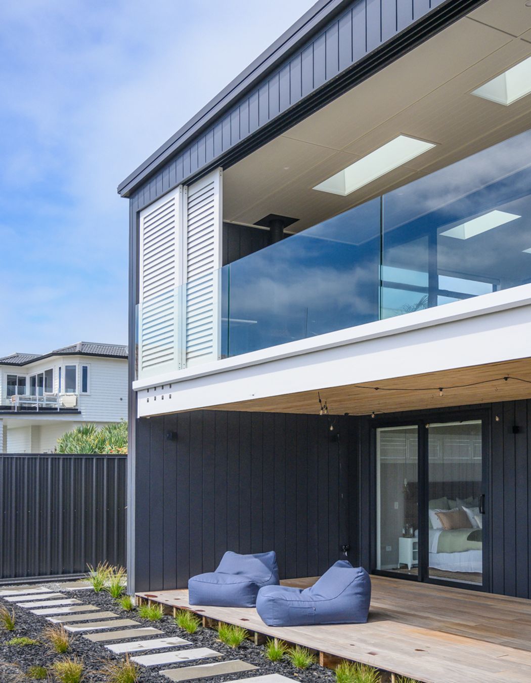 Costal Otira Close