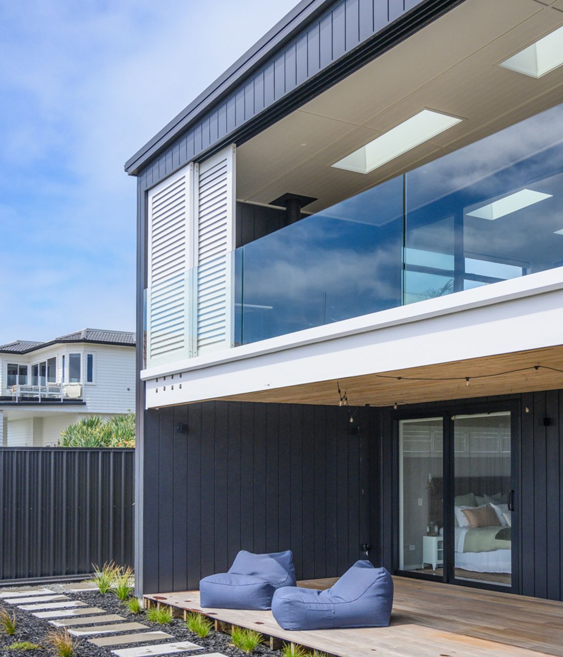 Costal Otira Close