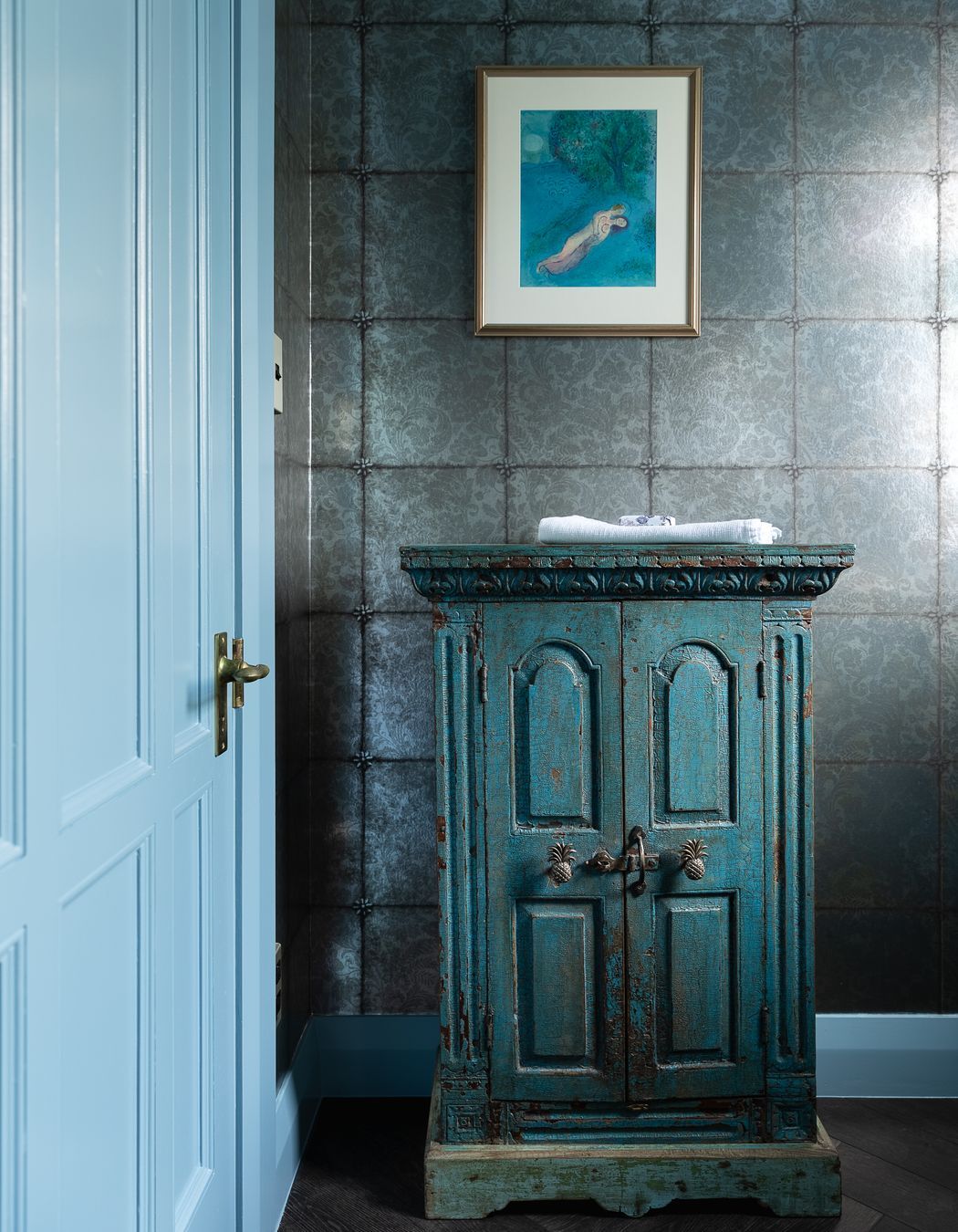NBKA Moody Blues Powder Room