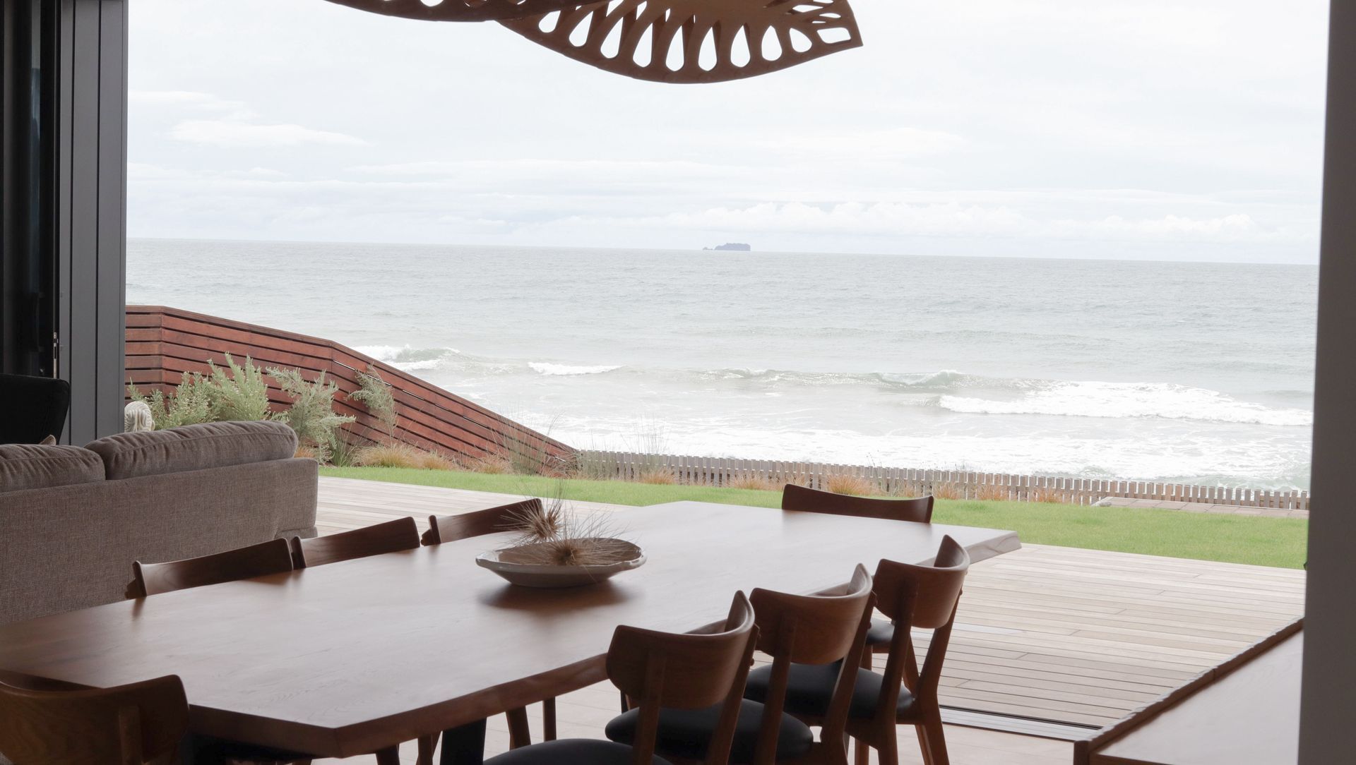 Pukehina Parade Beach House banner