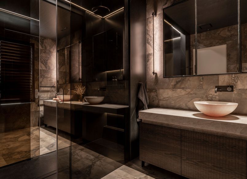 Duo vanity in Prime Art Veneer