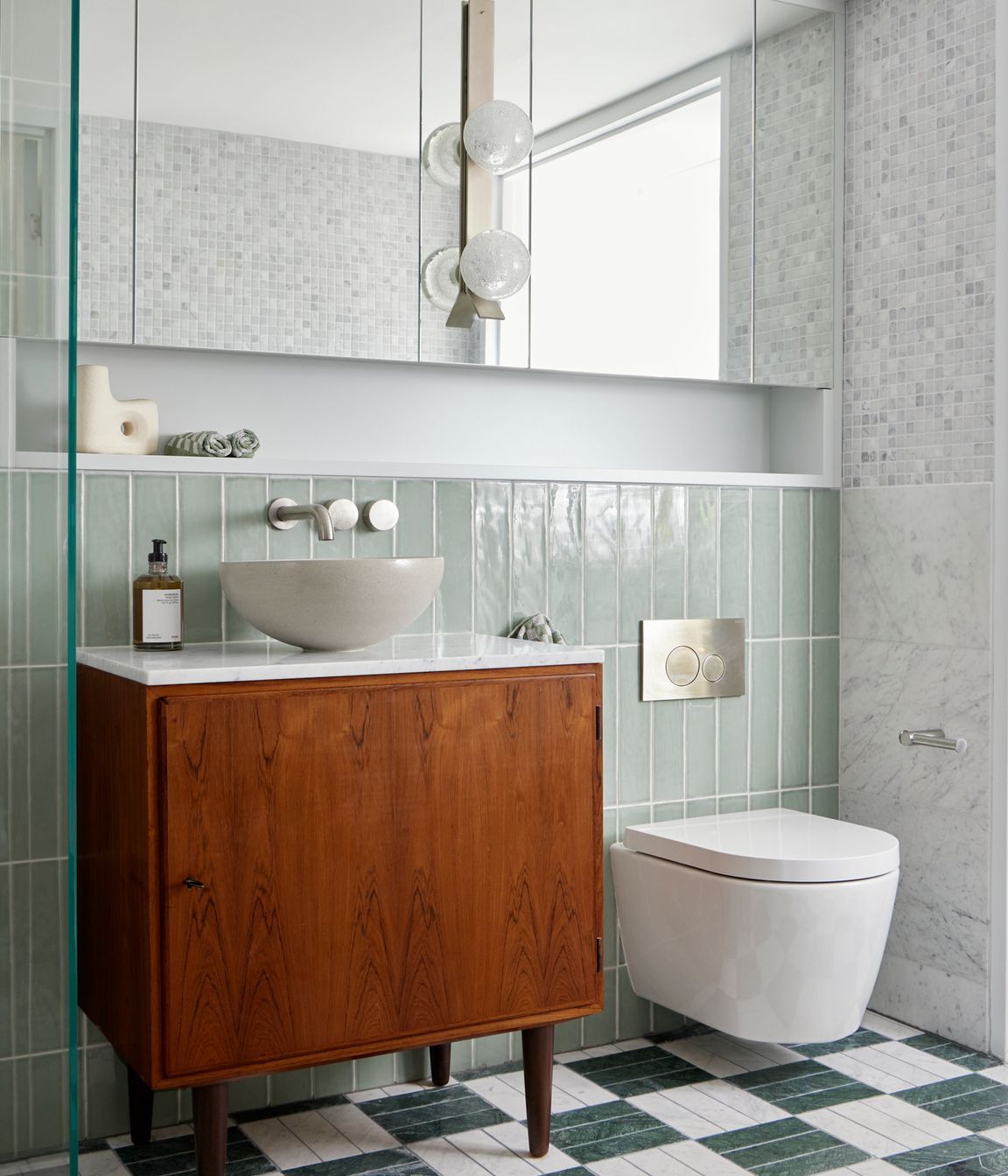 PyrmontBathroom-StudioBarbara-webJacquiTurk-1.jpg