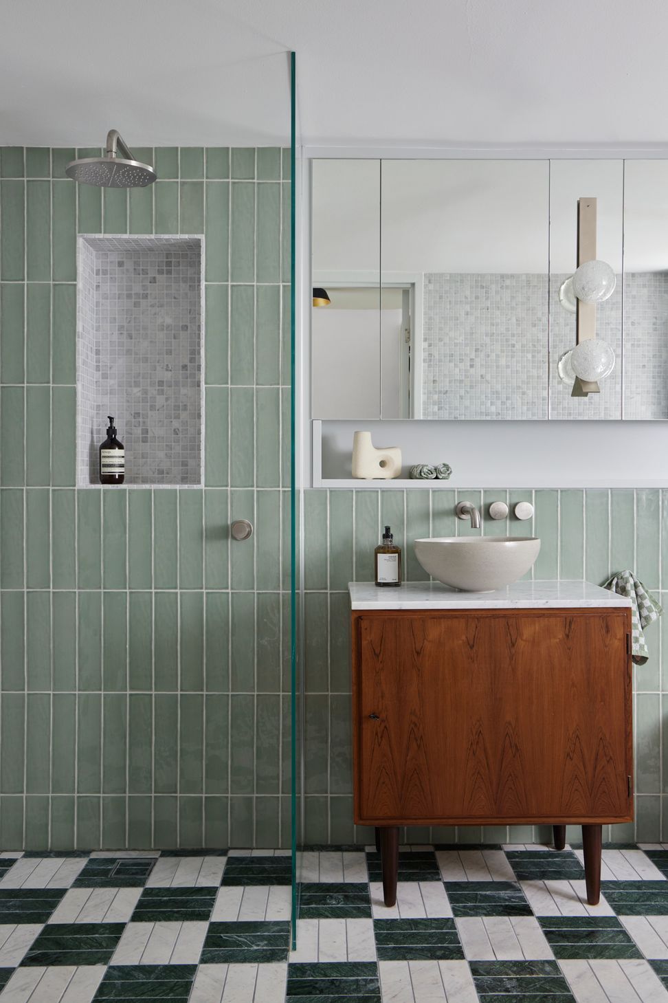 PyrmontBathroom-StudioBarbara-webJacquiTurk-v2.jpg