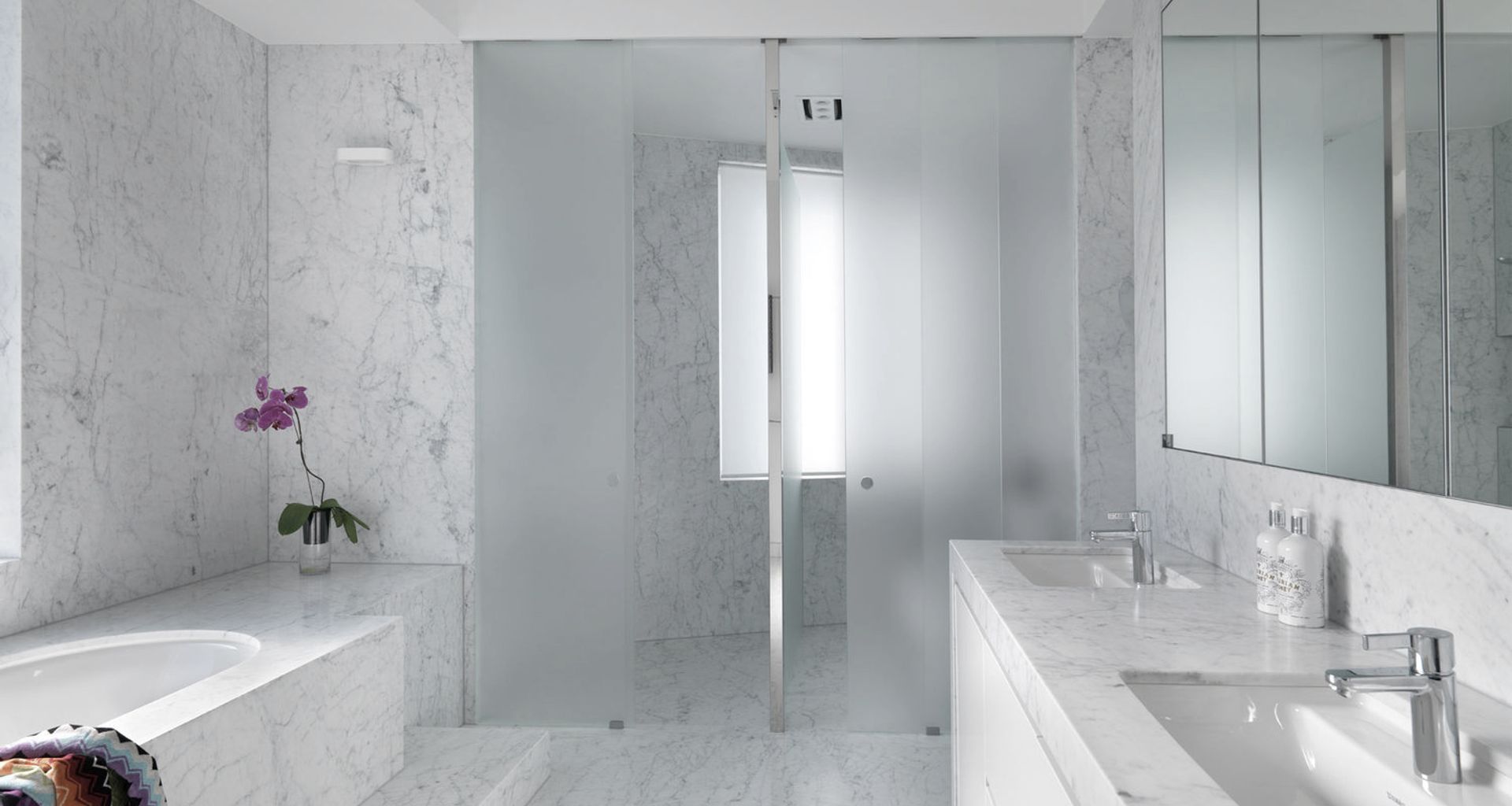 Luxe Ensuite Bathroom banner