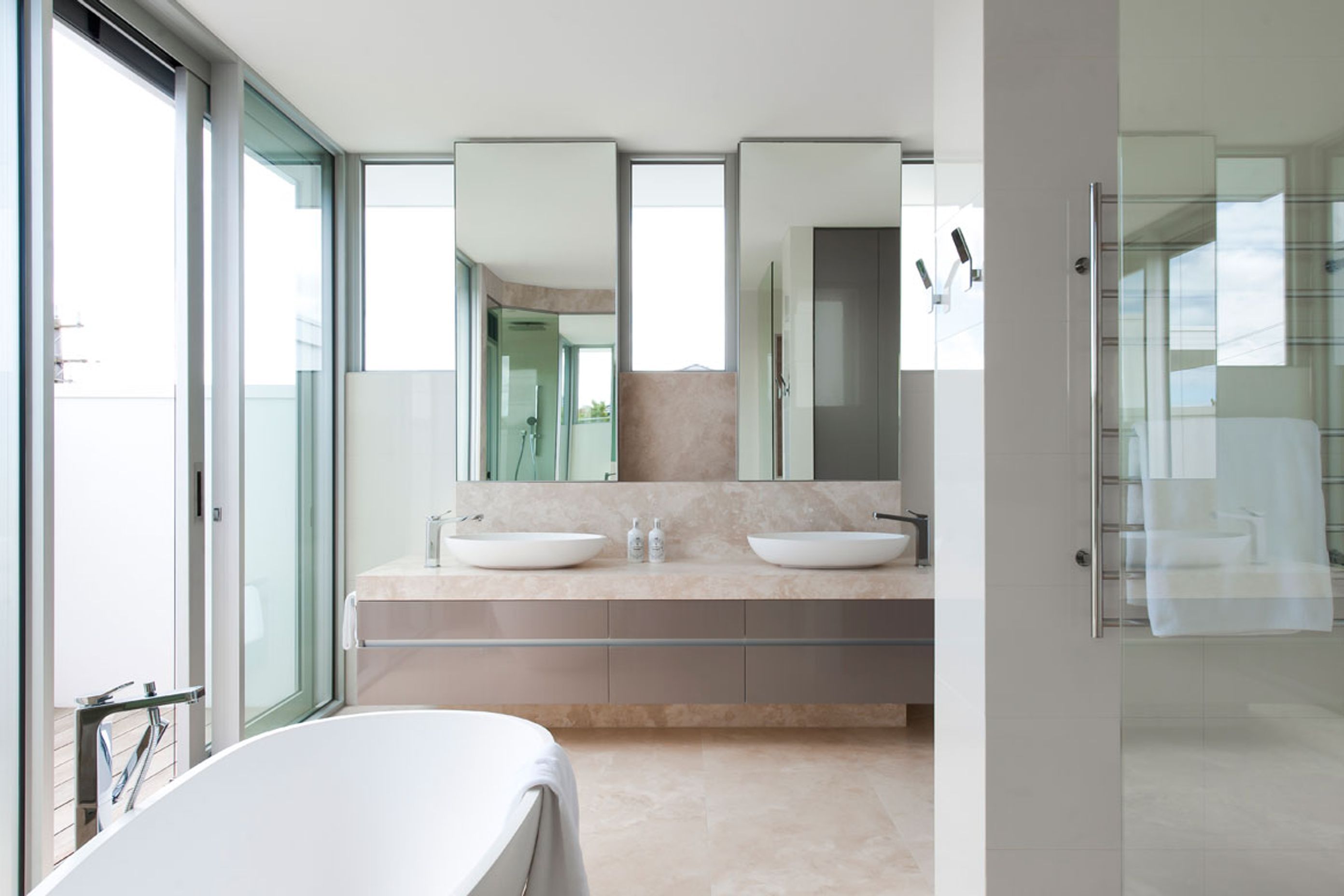 Caulfield Residence