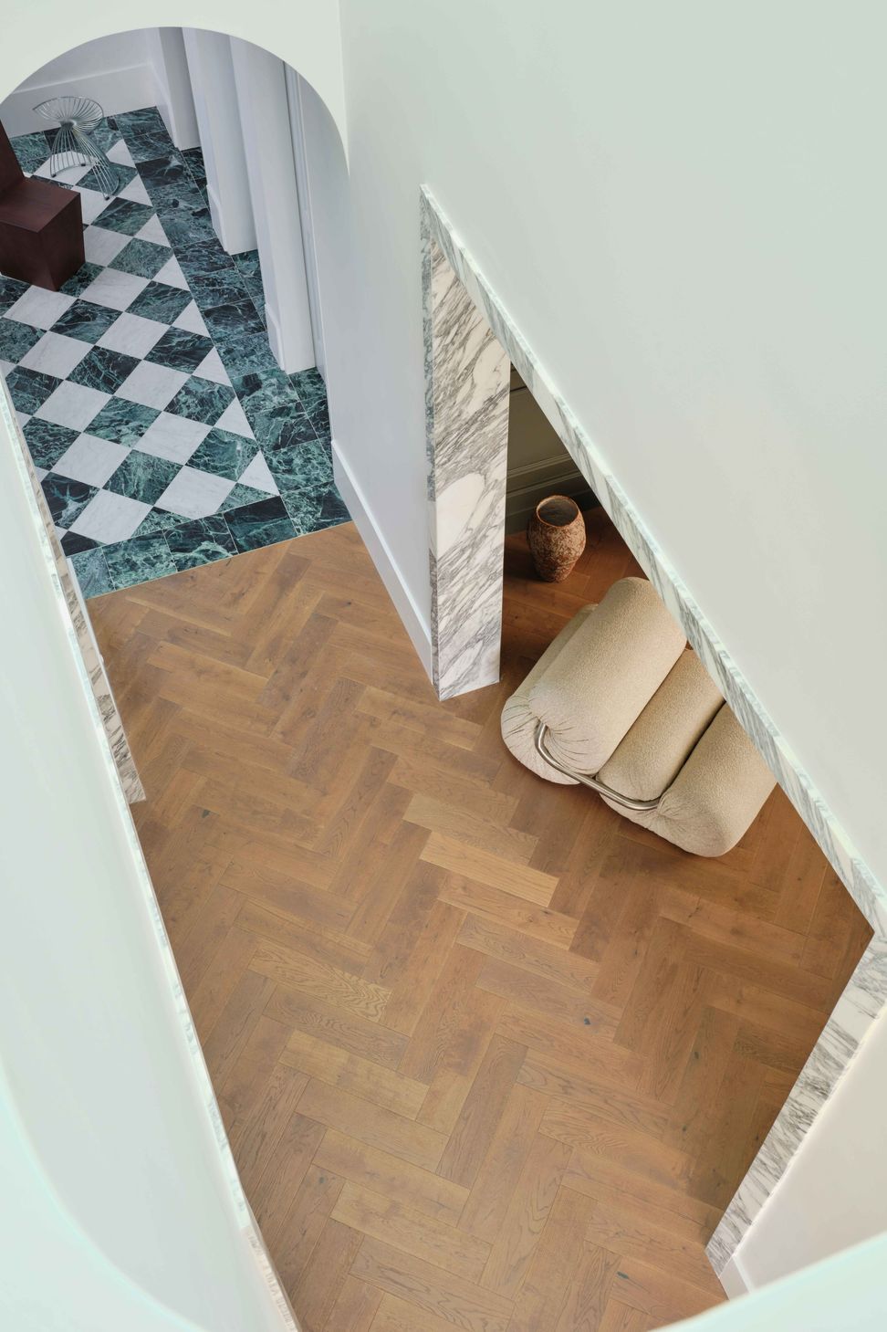 SmacStudios270412-hallway.jpg