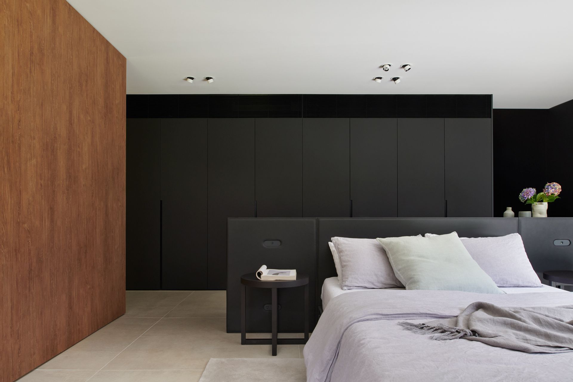 Studio-TomWinter-CreekMaster-Bedroom-1.jpg