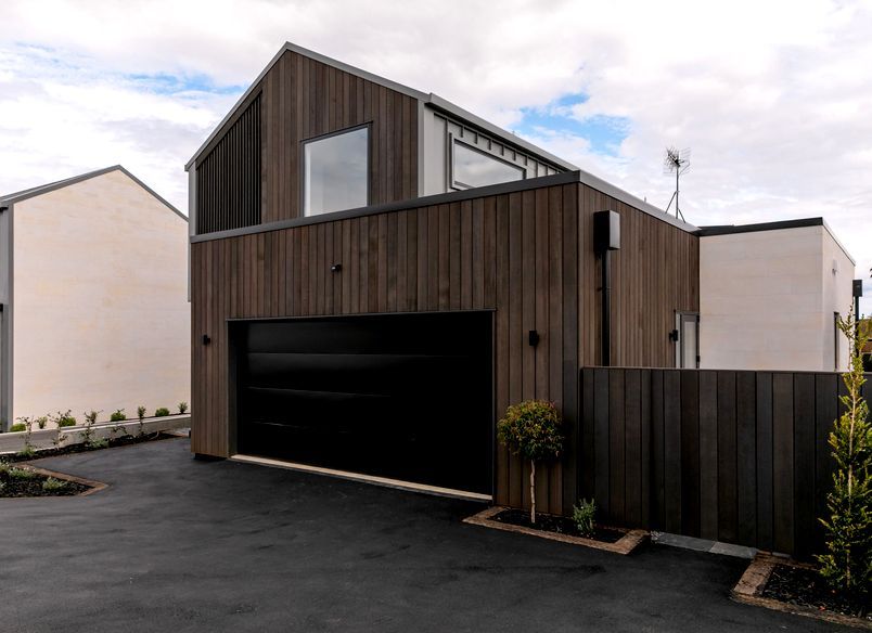 Hamilton Lakes Townhouse