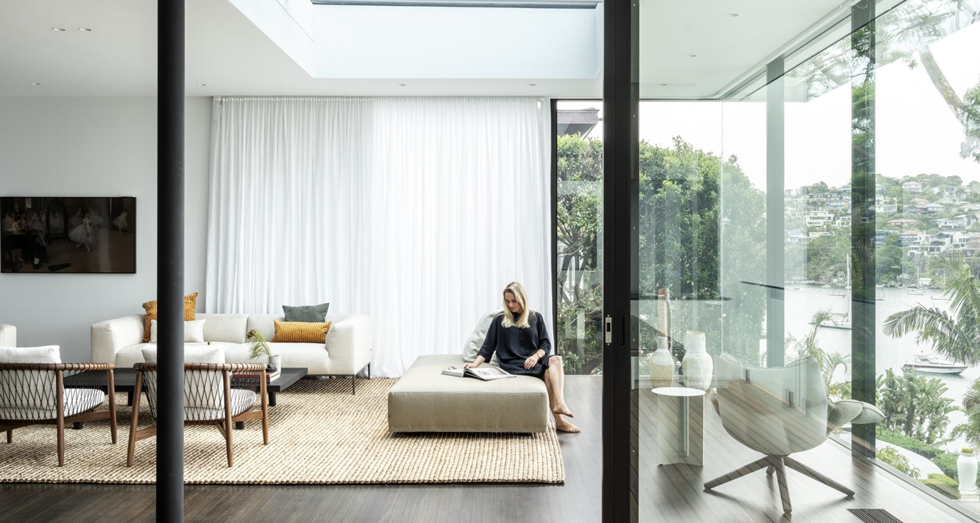 Mosman House: A serene and spectacular waterfront home banner