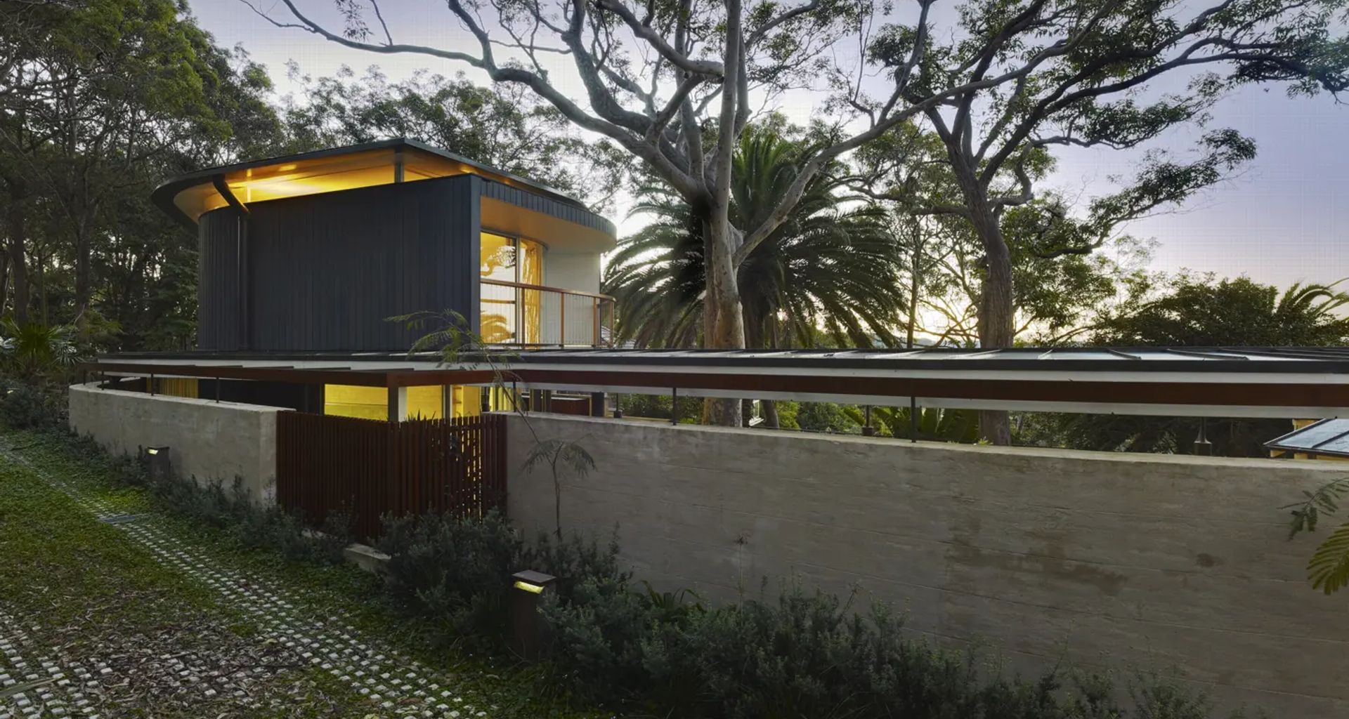Palm Beach House banner