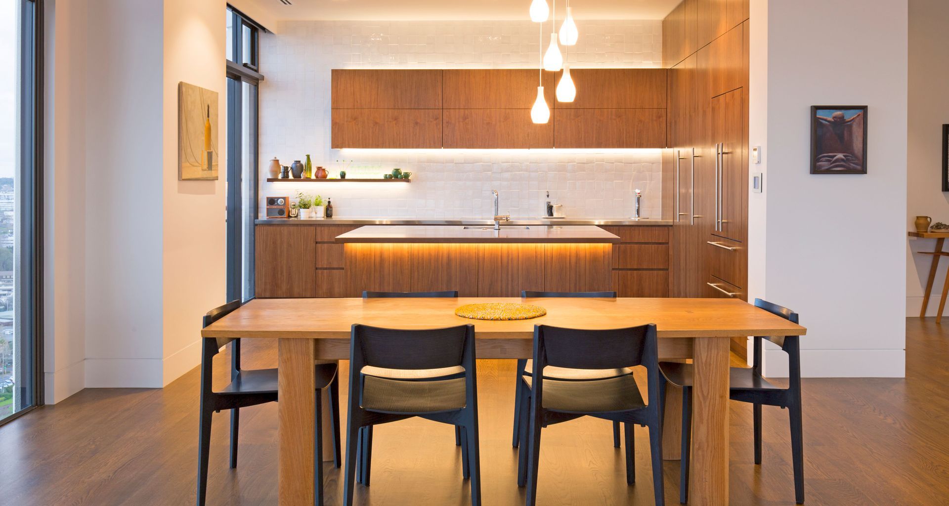American Walnut Inner City Apartment banner