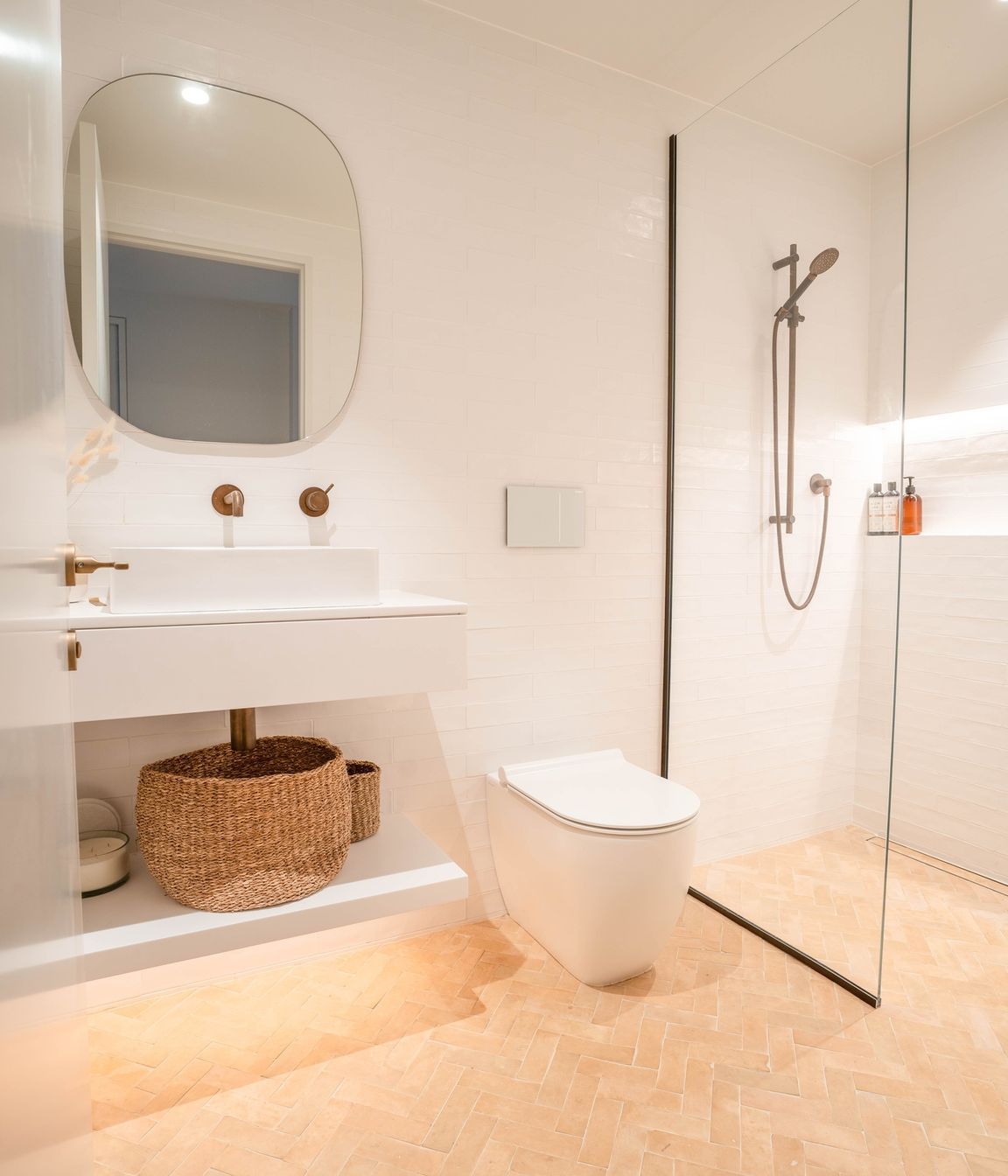 WAIHEKE-BATHROOM2result.jpg
