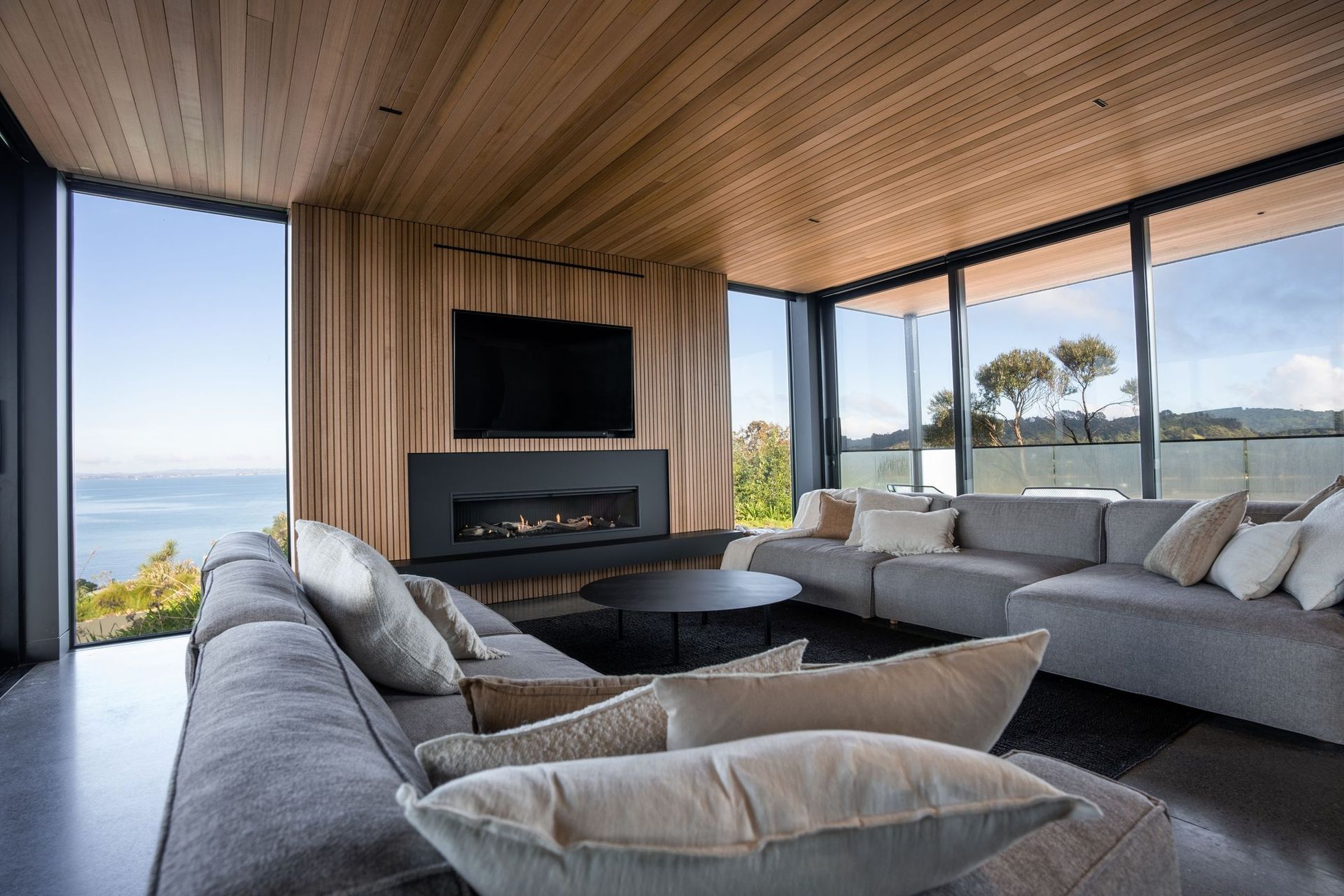 WAIHEKE-FIREPLACE3result.jpg