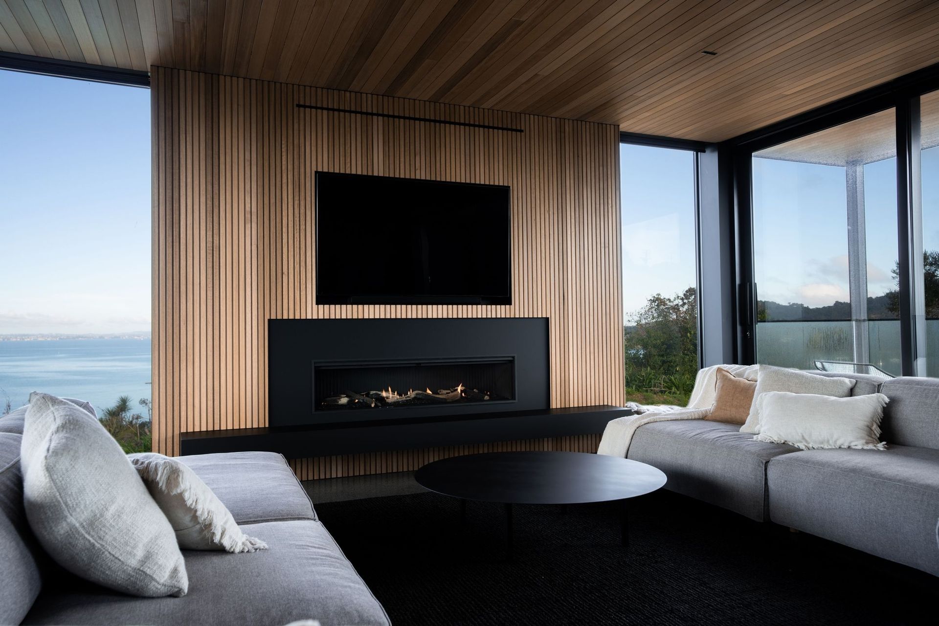 WAIHEKE-FIREPLACE4result.jpg