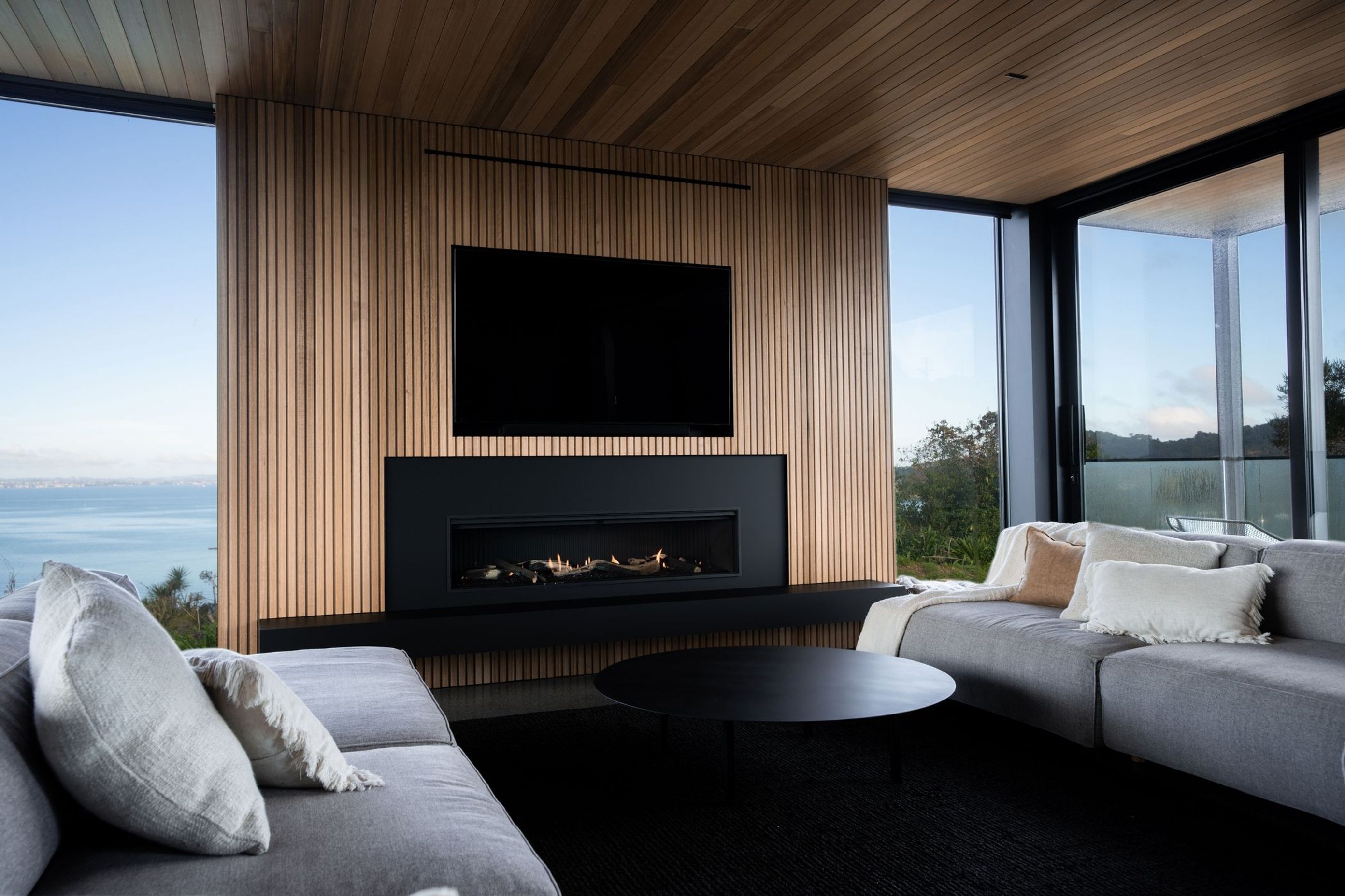 WAIHEKE-FIREPLACE4result.jpg