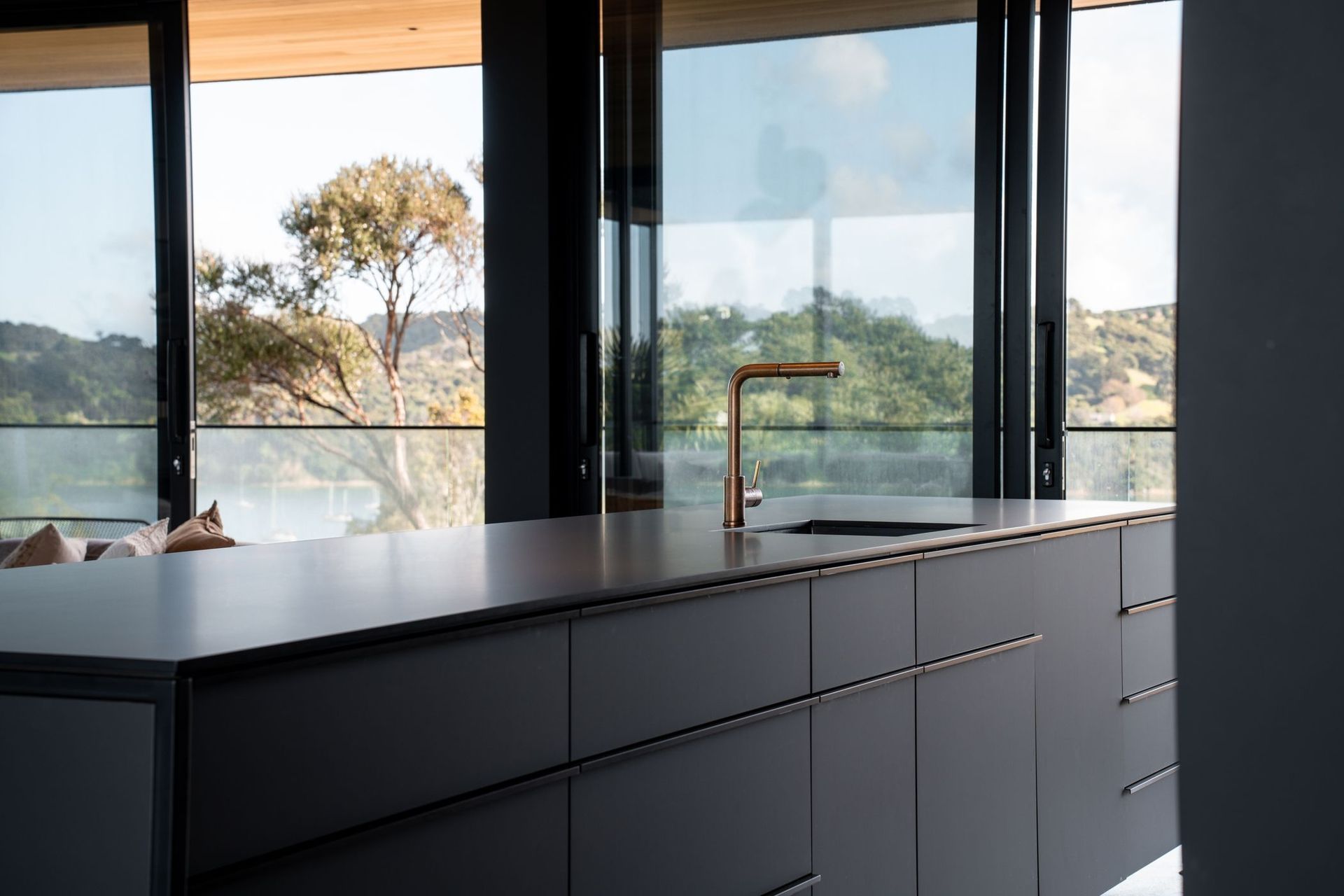 WAIHEKE-KITCHEN3result.jpg