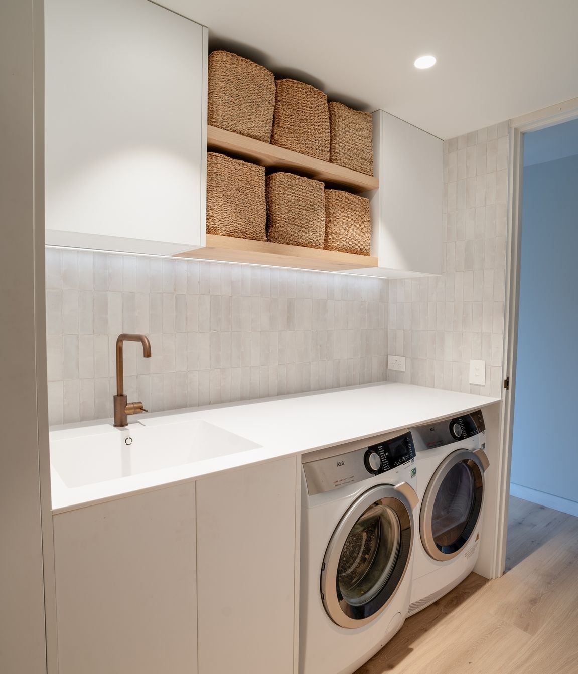 WAIHEKE-LAUNDRY3result.jpg