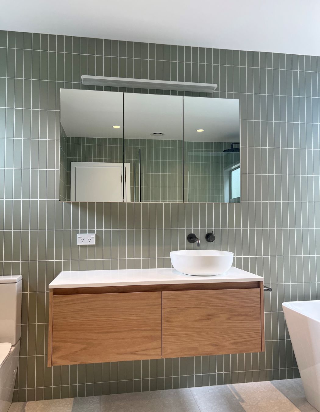Wong-Bathroom-5-v2.jpg