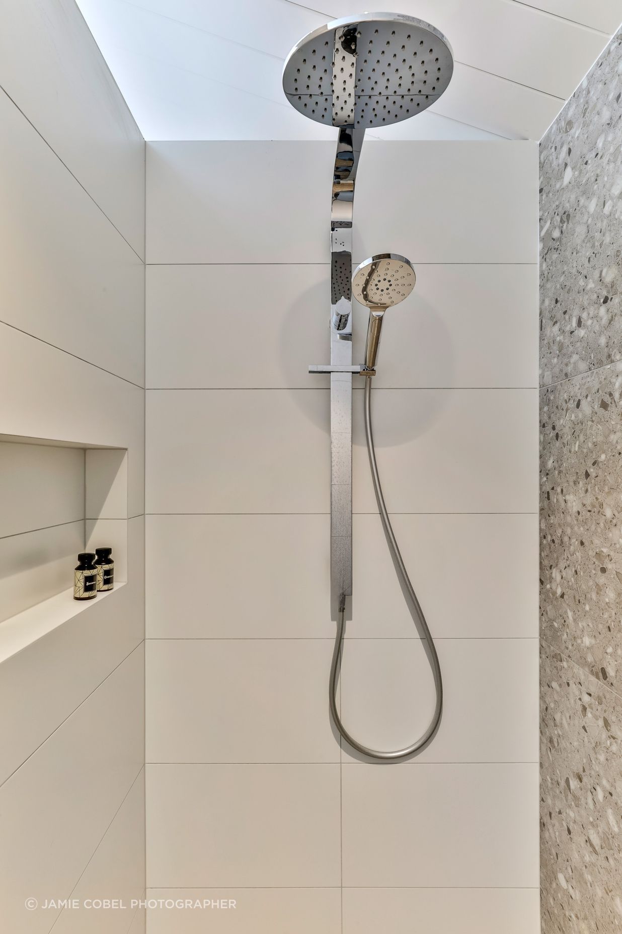 TILE DEPOT / Tiles: Blanco Brillo Matt 300x600mm, Frammenta Taupe 597x597mm / Tapware: Eclipse Double Shower Head (Round) Chrome