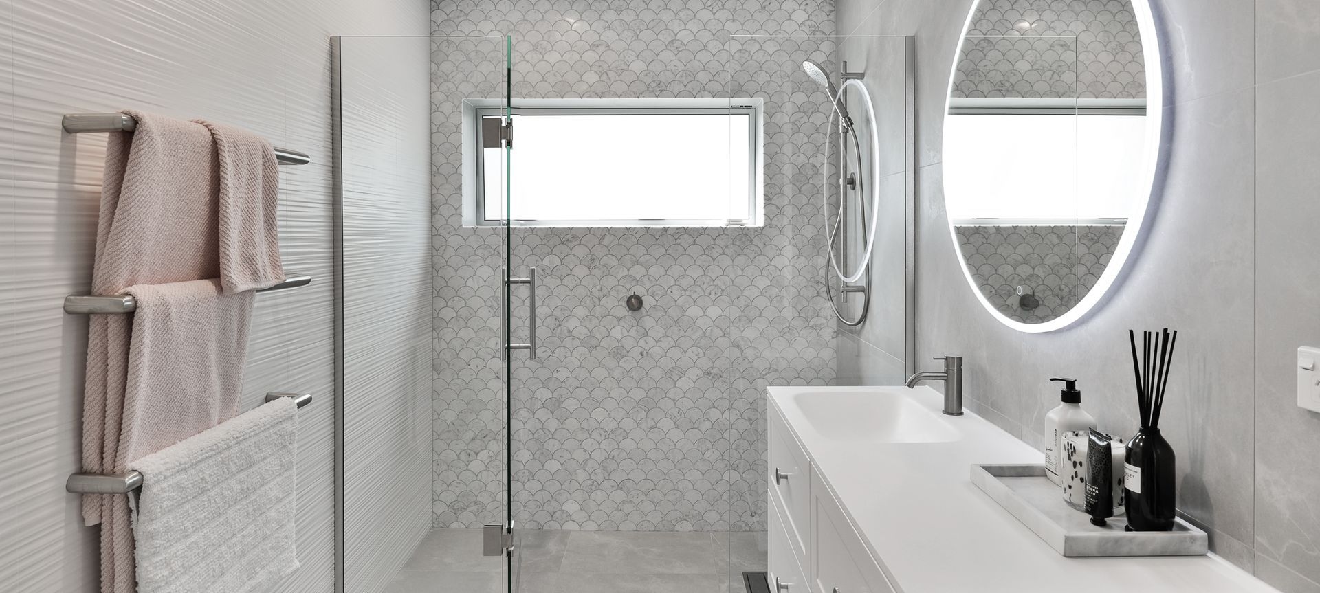 Guest Bathroom Makeover banner