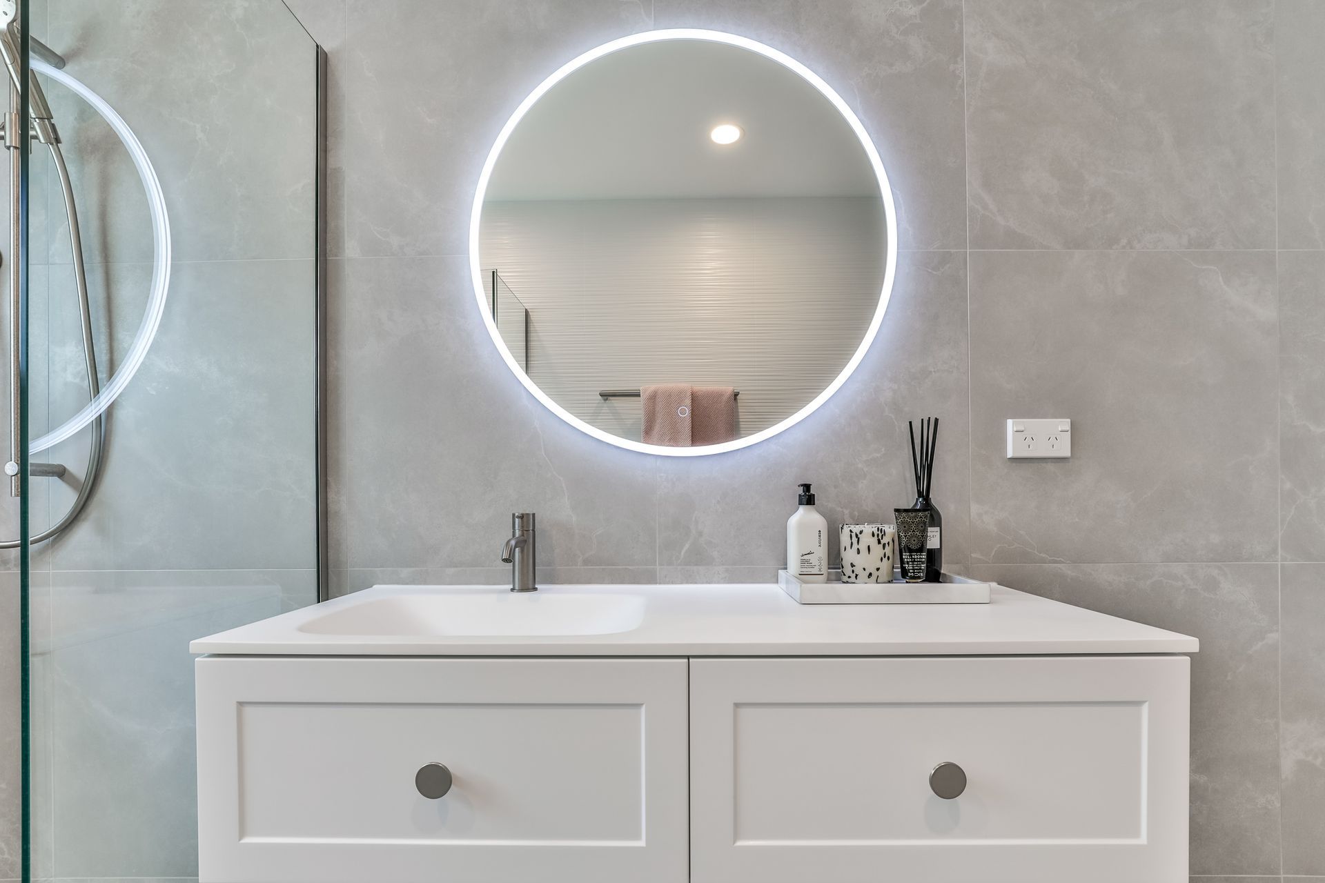 Stardust Moon 597x597mm