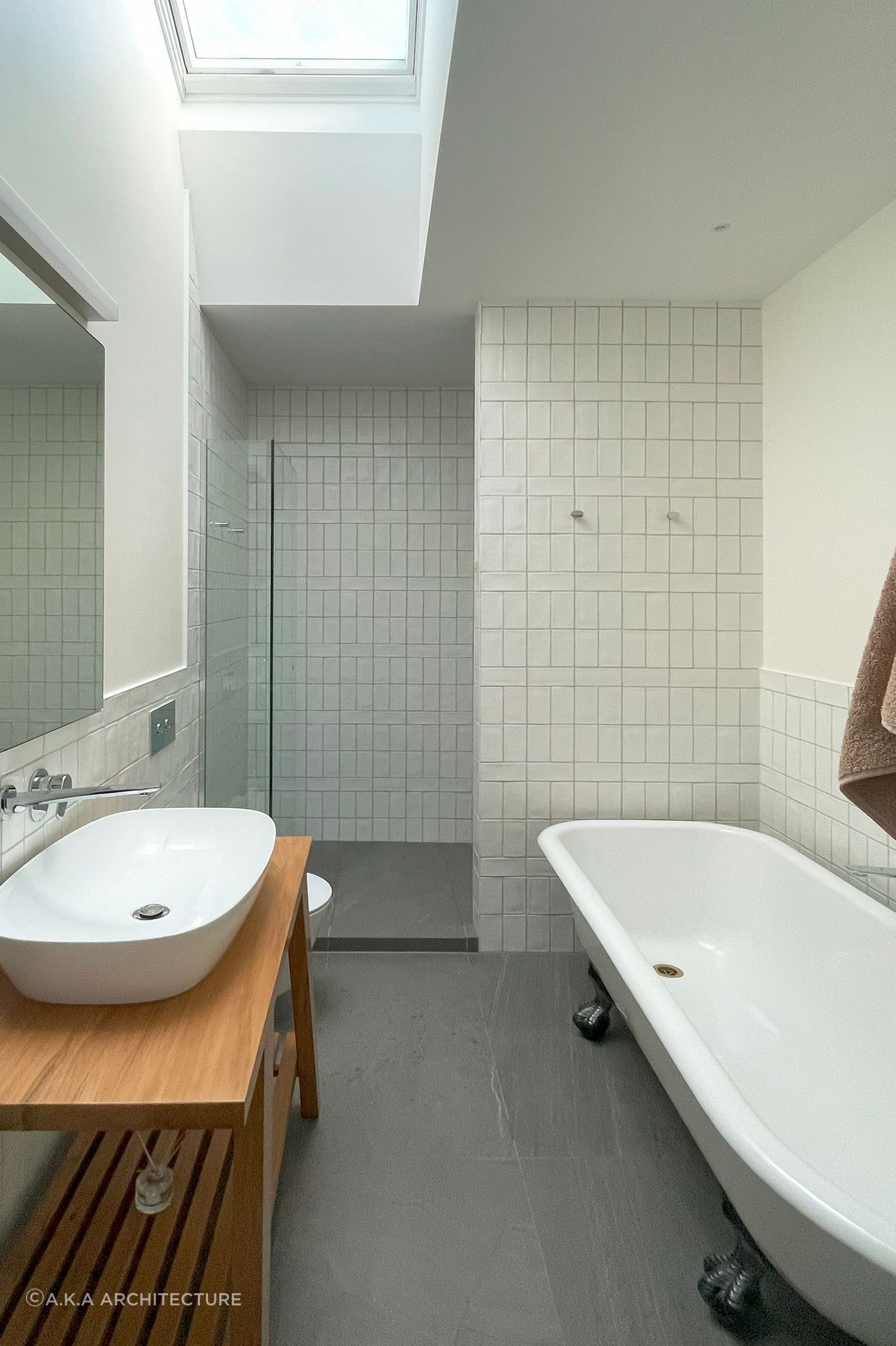 aka-g-bathroom-view.jpg