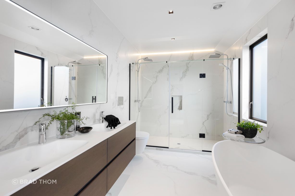 bathroom-v5.jpg
