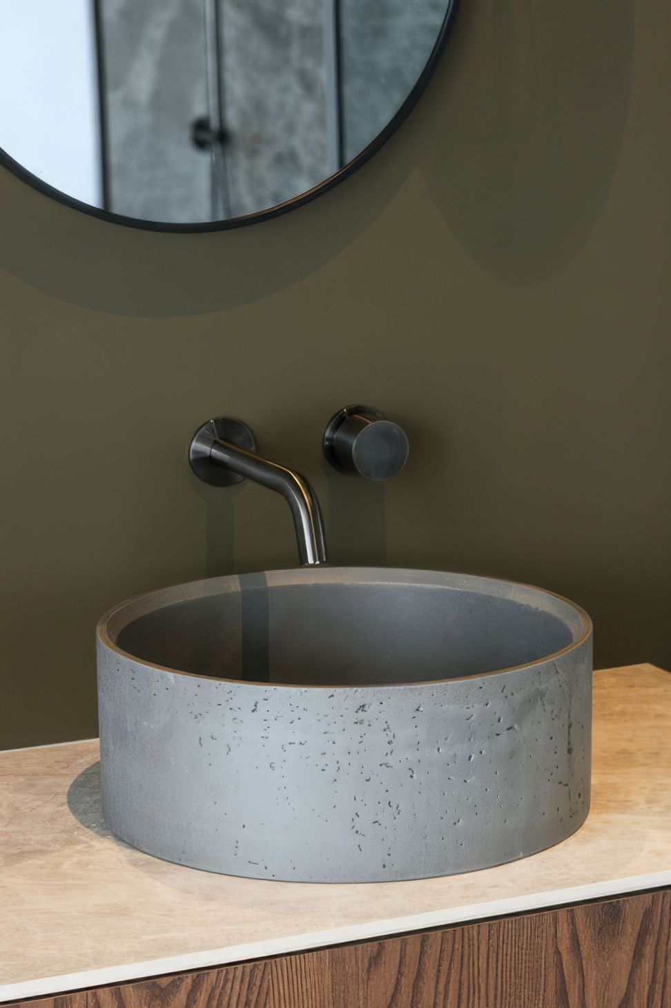bathroom5-gigapixel.jpg