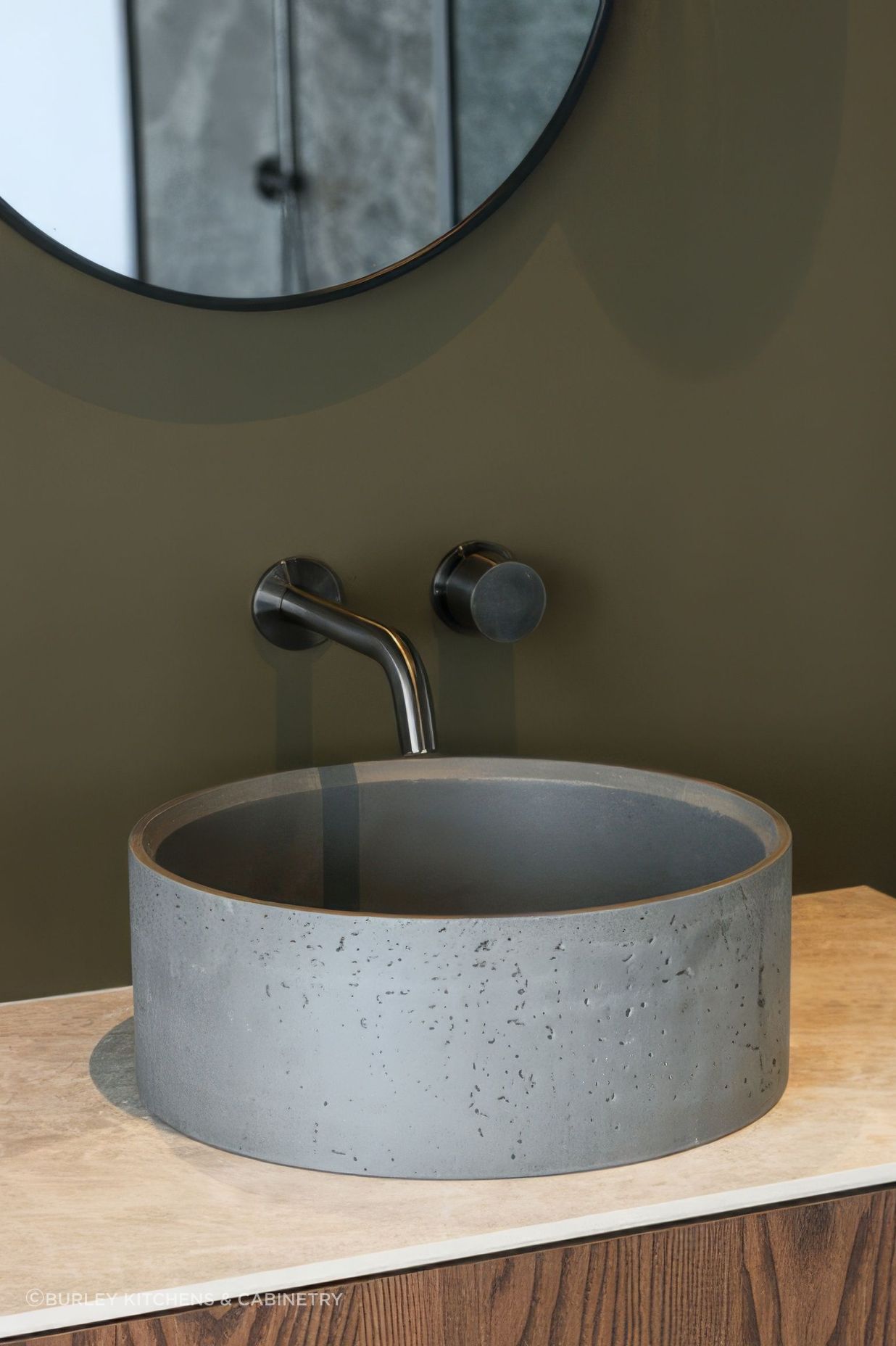 bathroom5-gigapixel.jpg