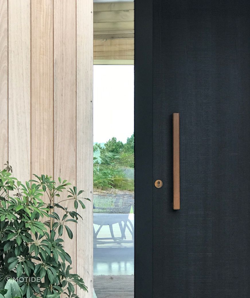 black-entry-door-wooden-handle-motide.jpg