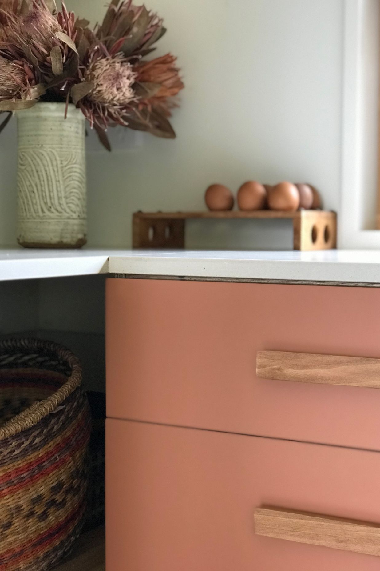 colourful-plywood-kitchen-motide-raglan-1.jpg