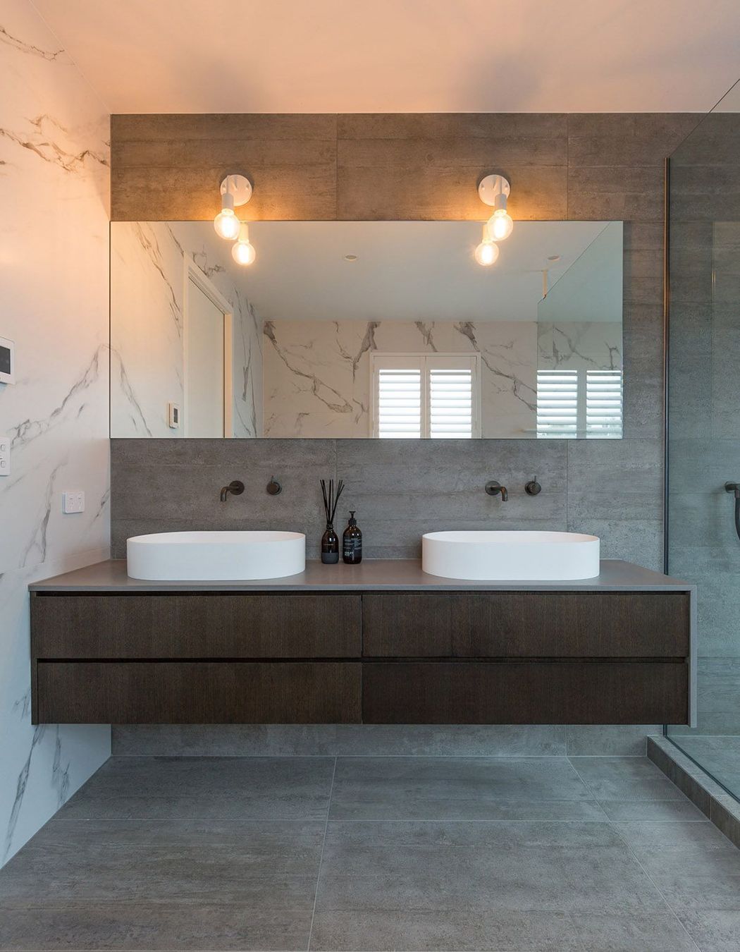 Dairy Flat Residence