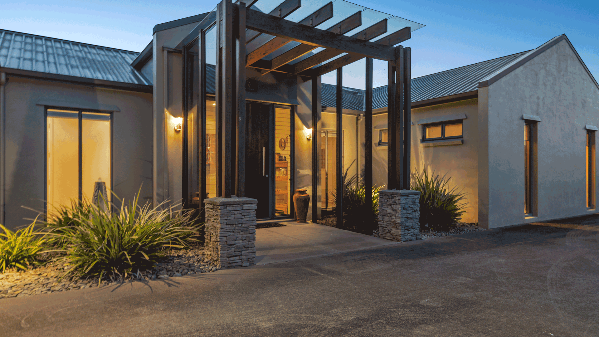 Lake Rotorua lifestyle block banner