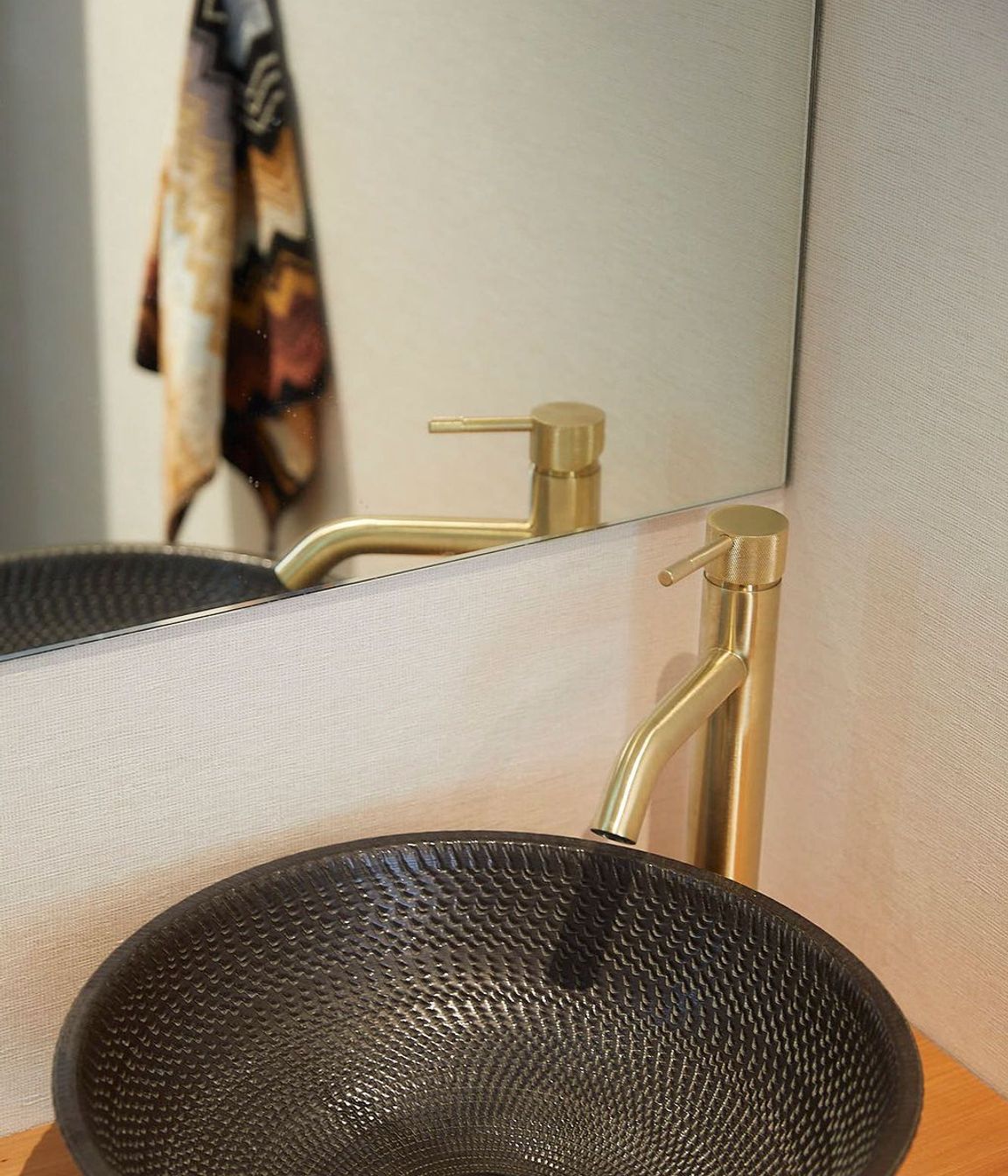 guest-wc-bowl.jpg
