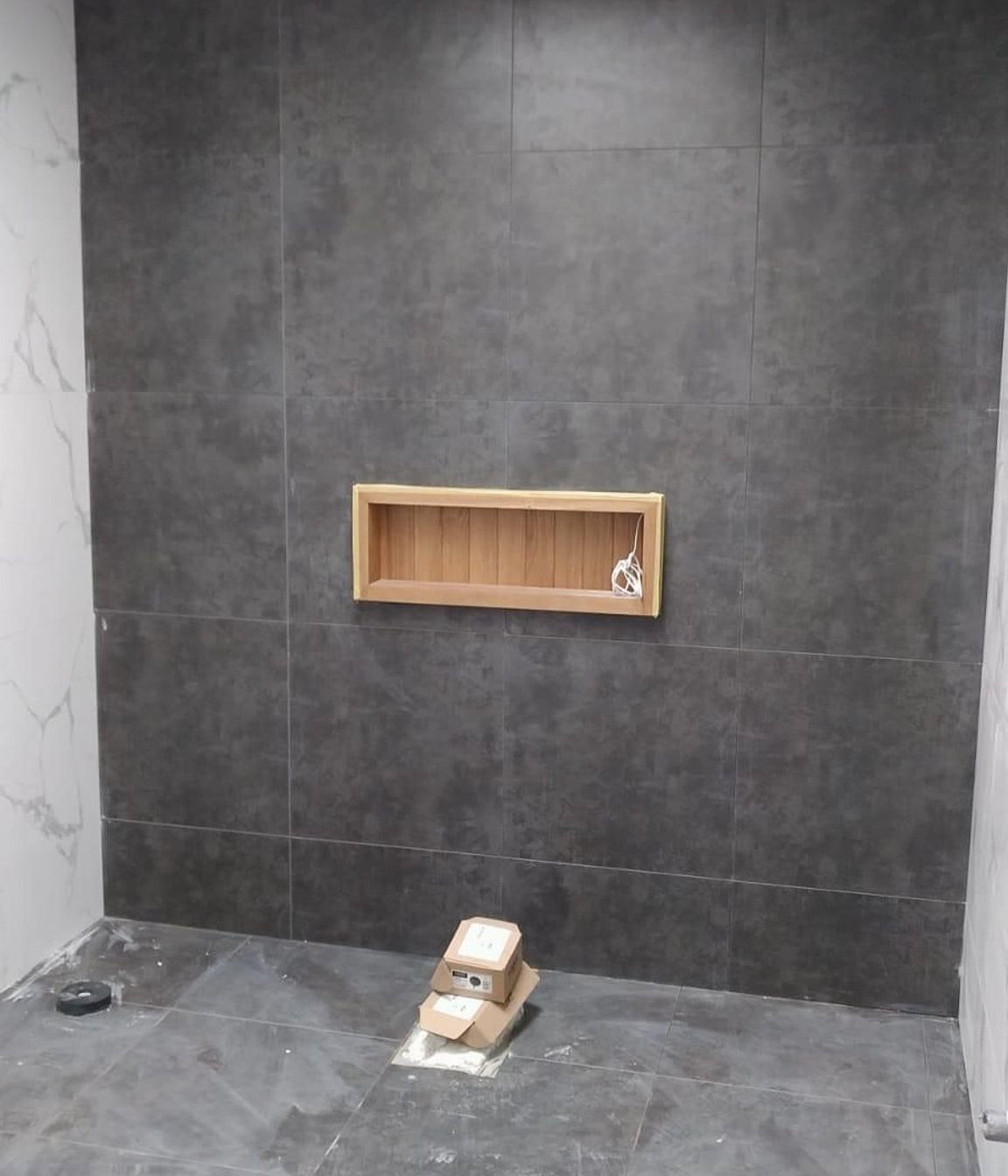 Bathroom Wall and Floor Tiling