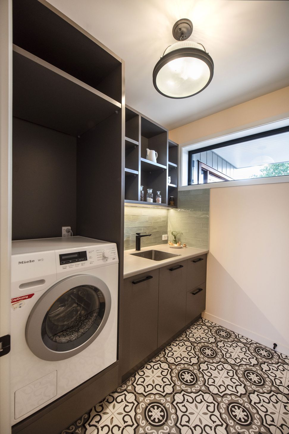 laundry-v5.jpg
