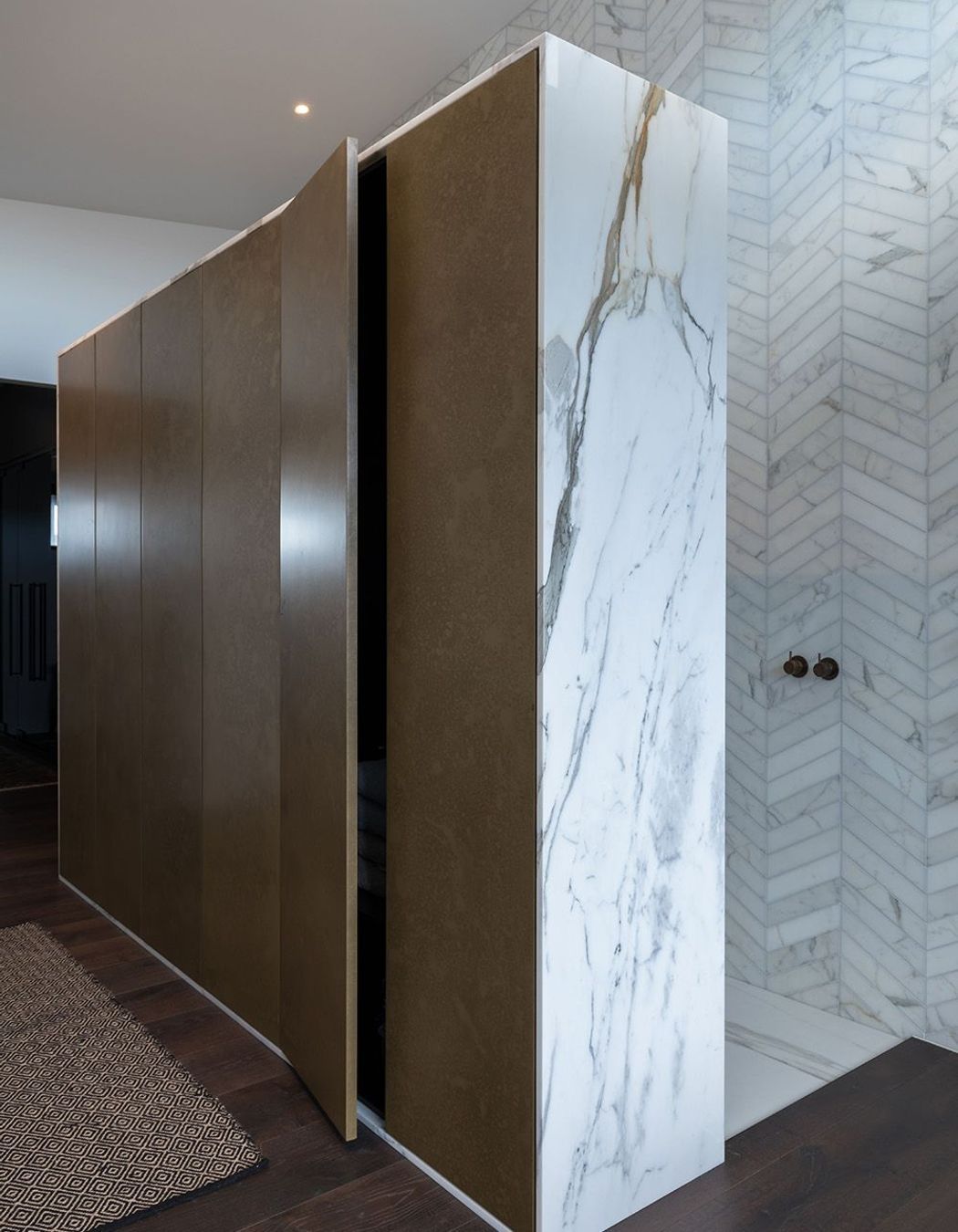 Mount Bathroom