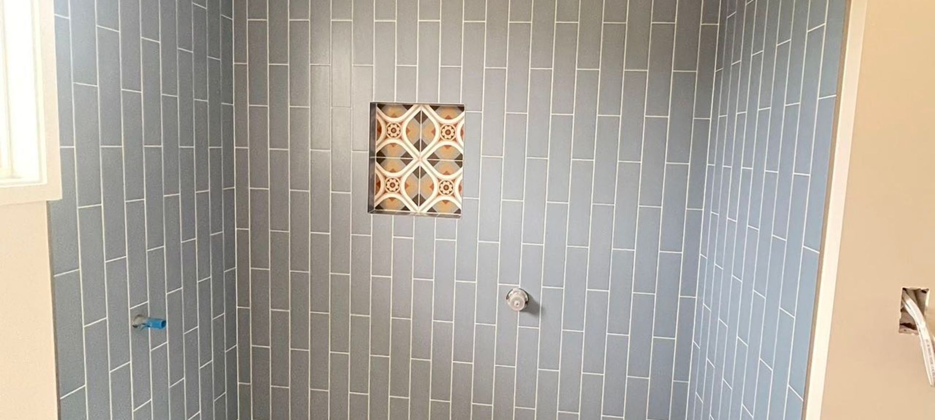 Damn Good Tiling - Shower Tiling banner