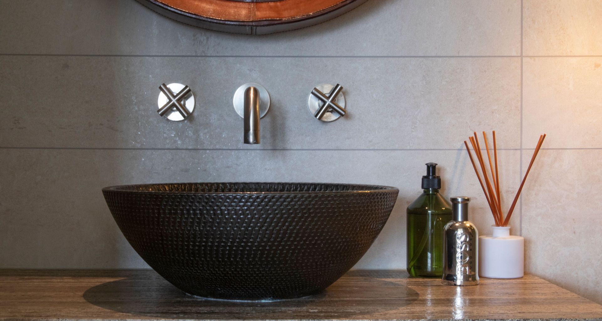Piha Road : Ensuite banner