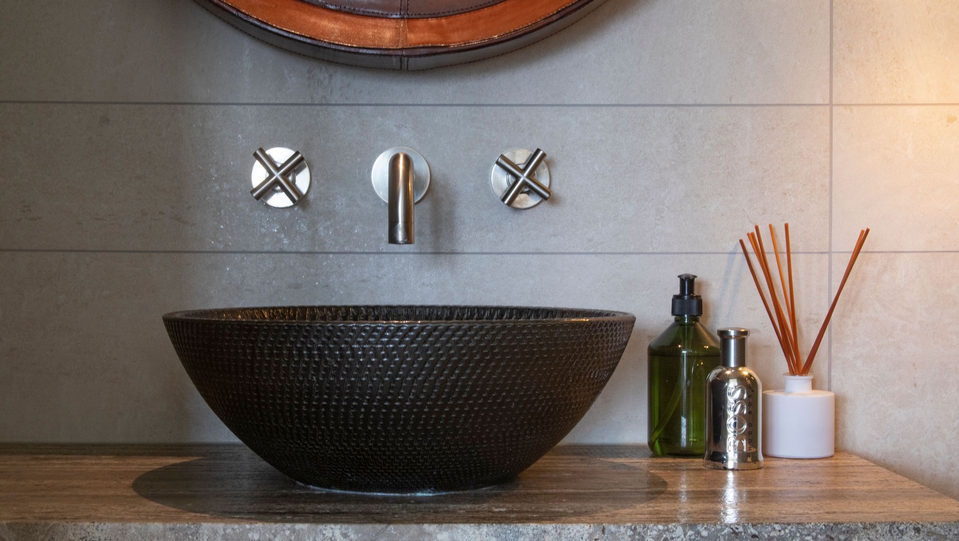Piha Road : Ensuite banner