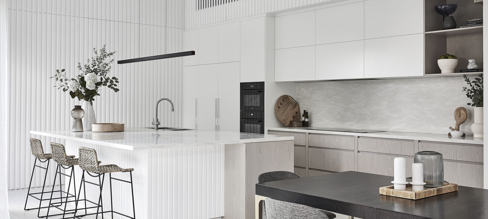 Linear House banner