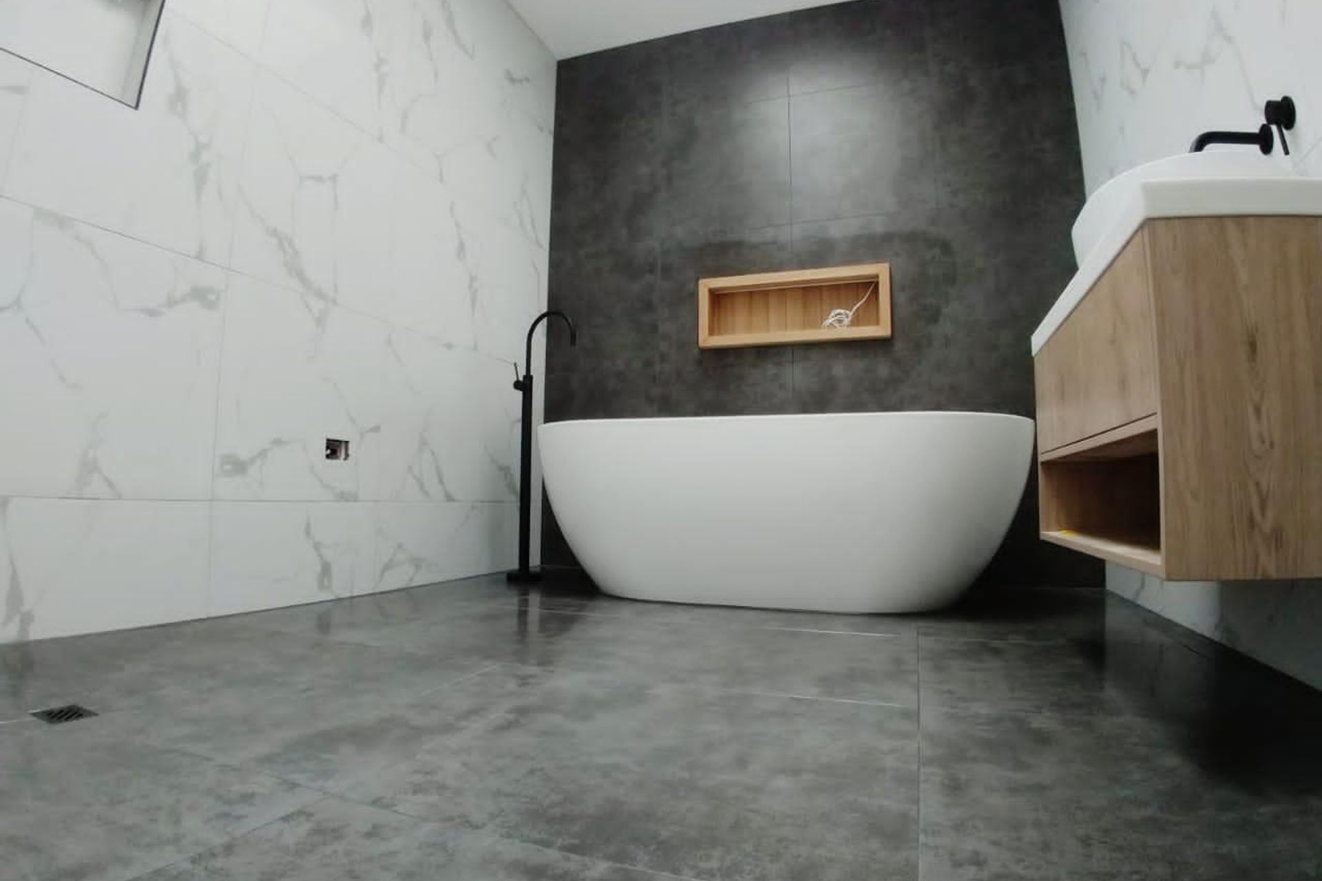 Bathroom Wall and Floor Tiling