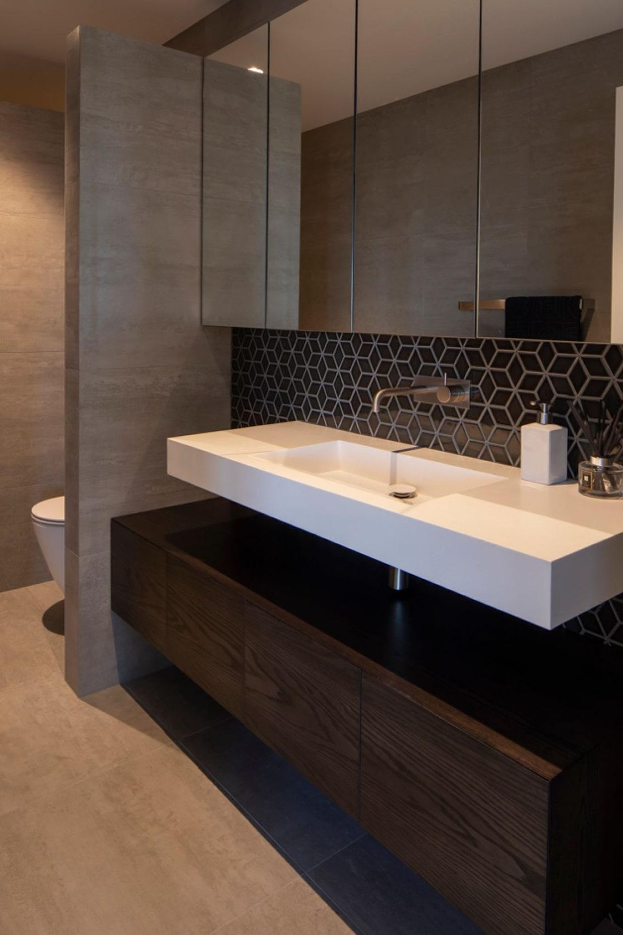Redcliff Residence