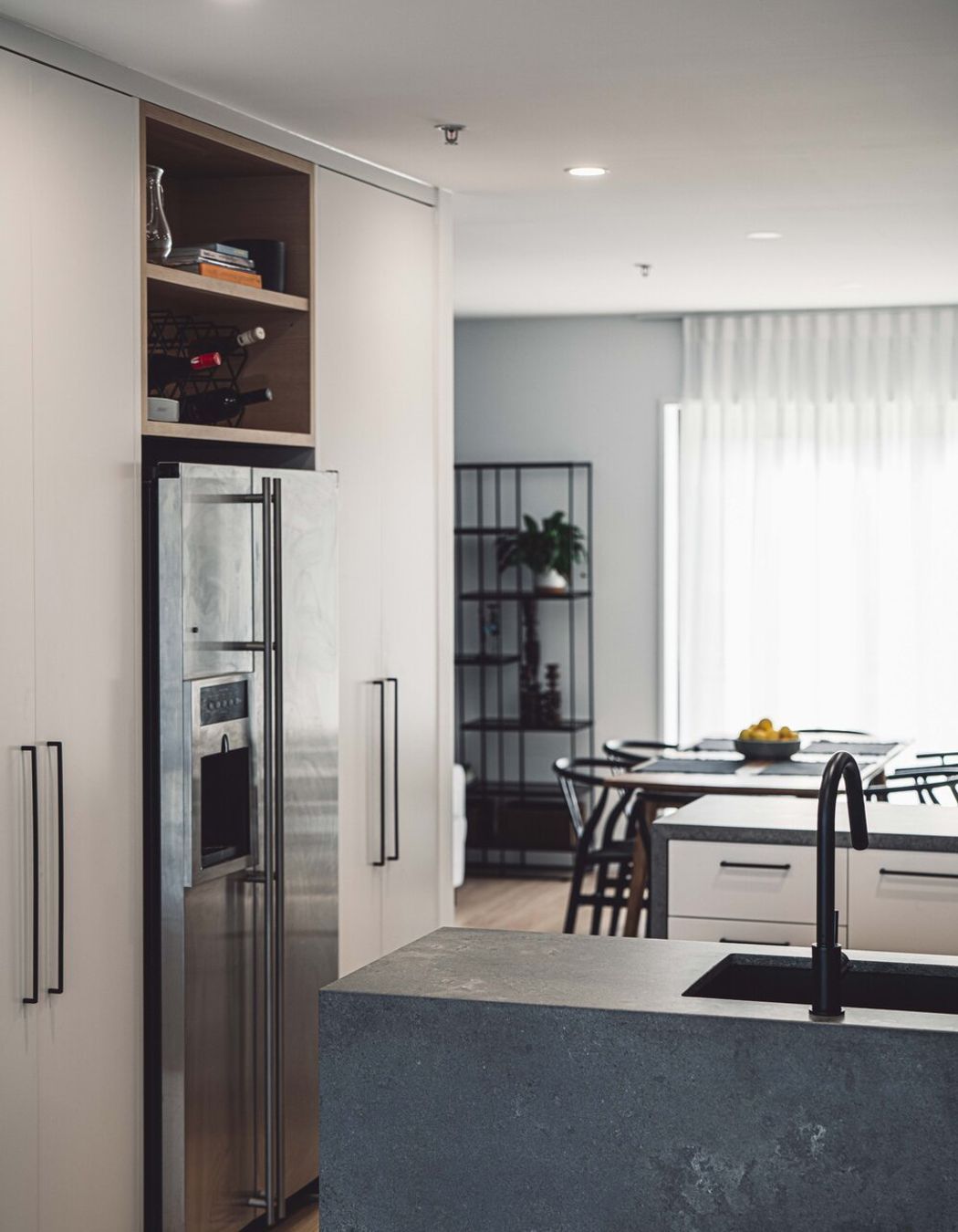Customs St Apartment