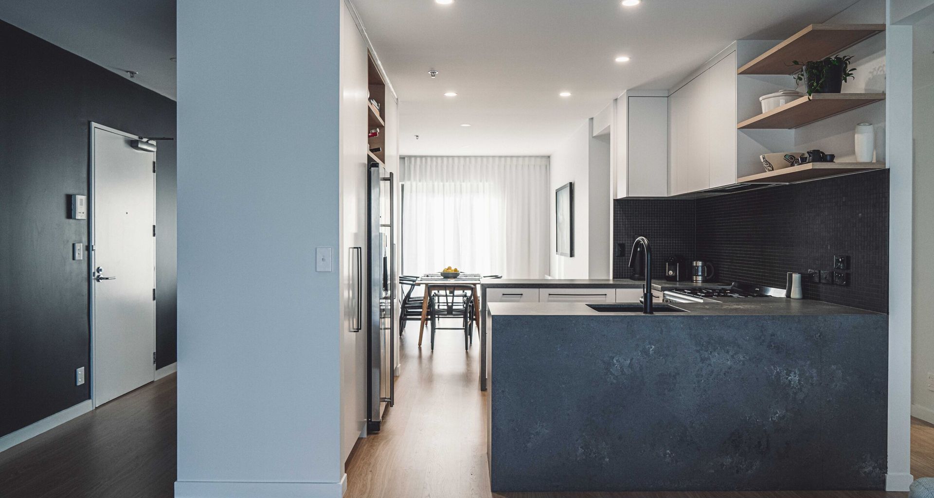 Customs St Apartment banner