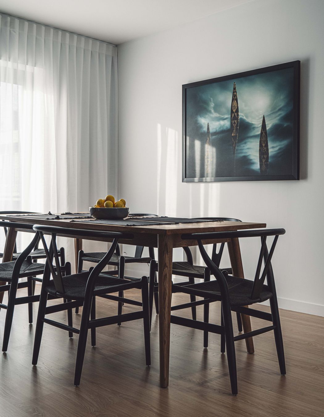 Customs St Apartment
